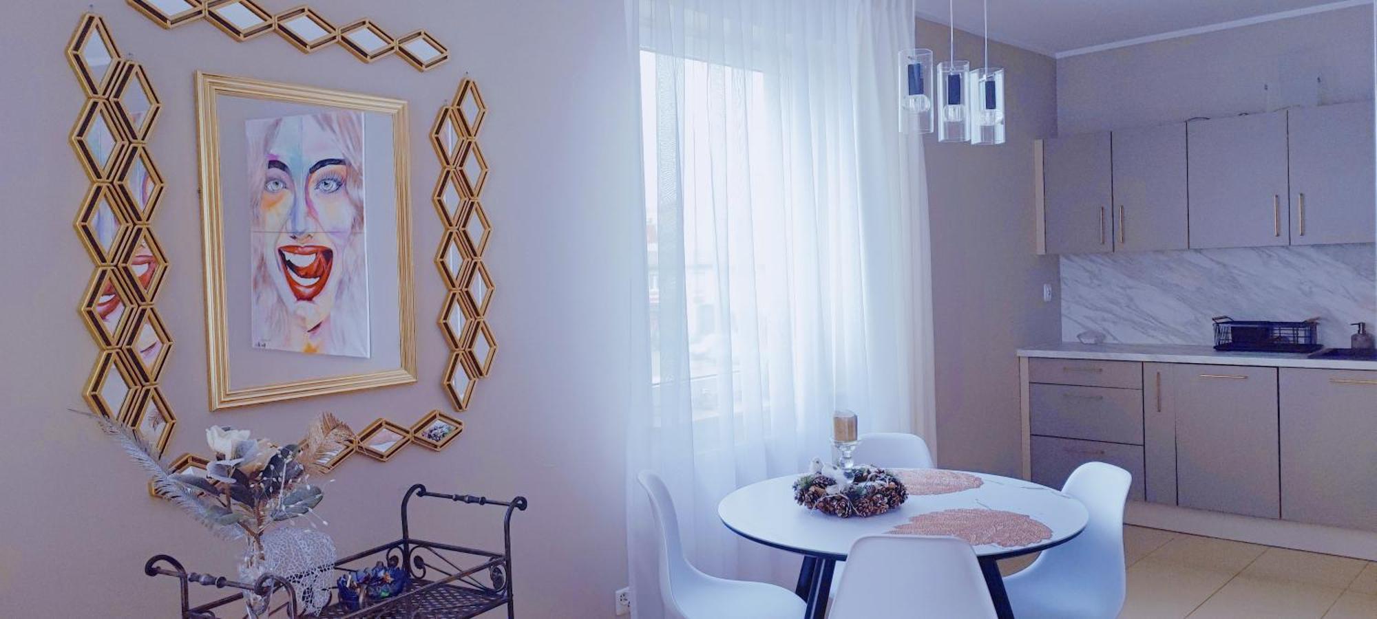 Cosmopolitan Apartament Z Bezplatnym, Prywatnym Parkingiem W Hali Garazowej ทอรูน ภายนอก รูปภาพ