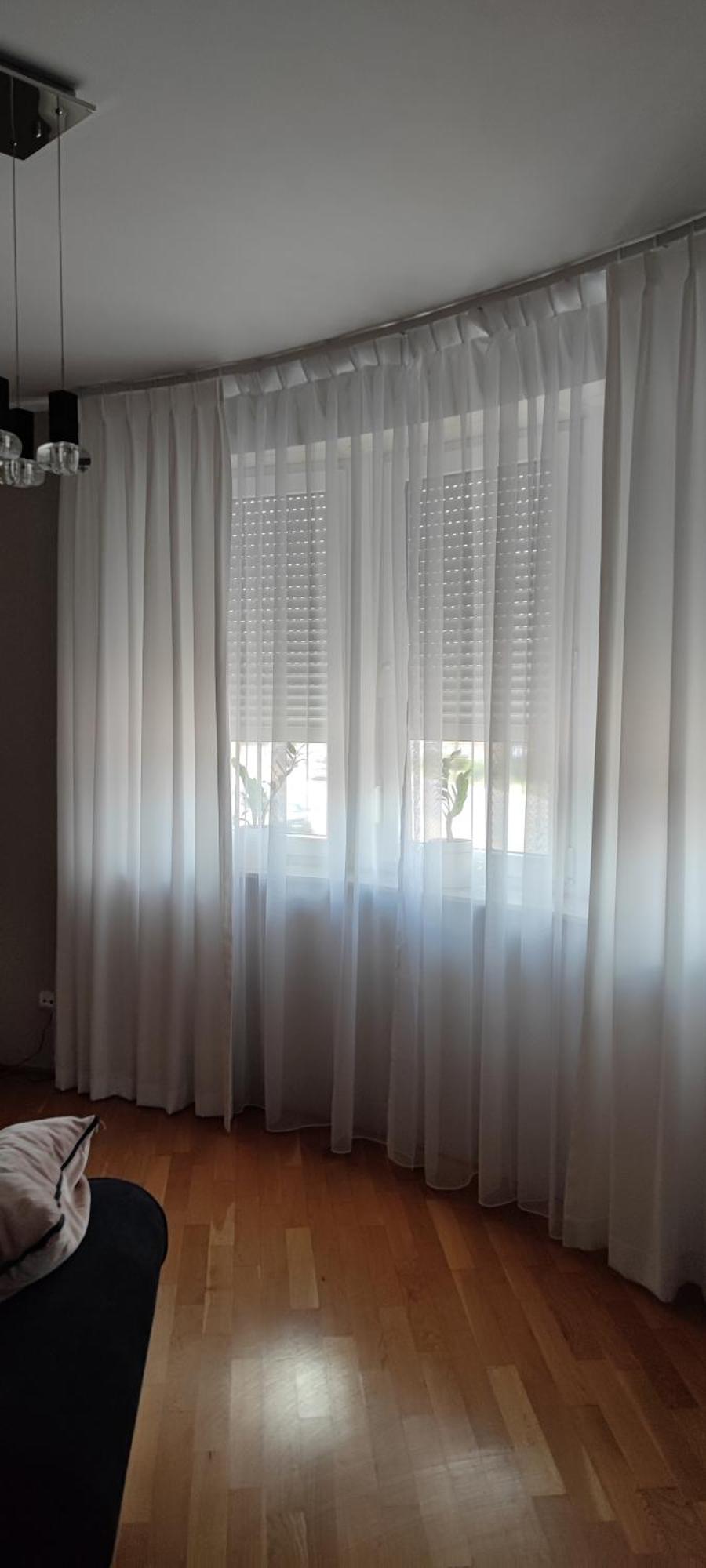 Cosmopolitan Apartament Z Bezplatnym, Prywatnym Parkingiem W Hali Garazowej ทอรูน ภายนอก รูปภาพ